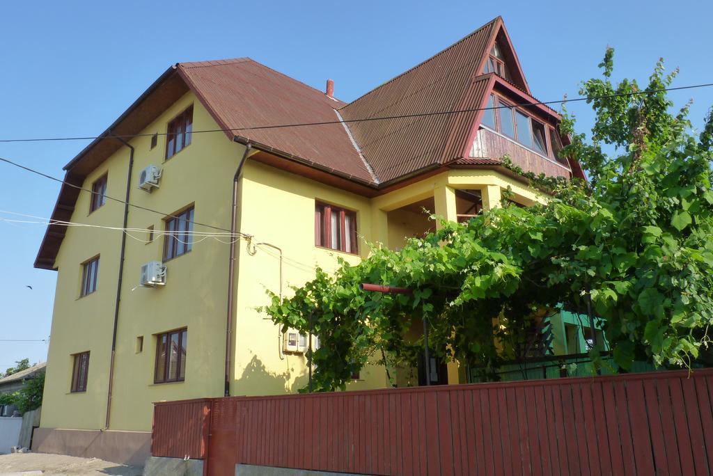 Casa Maxim Hotell Sulina Exteriör bild