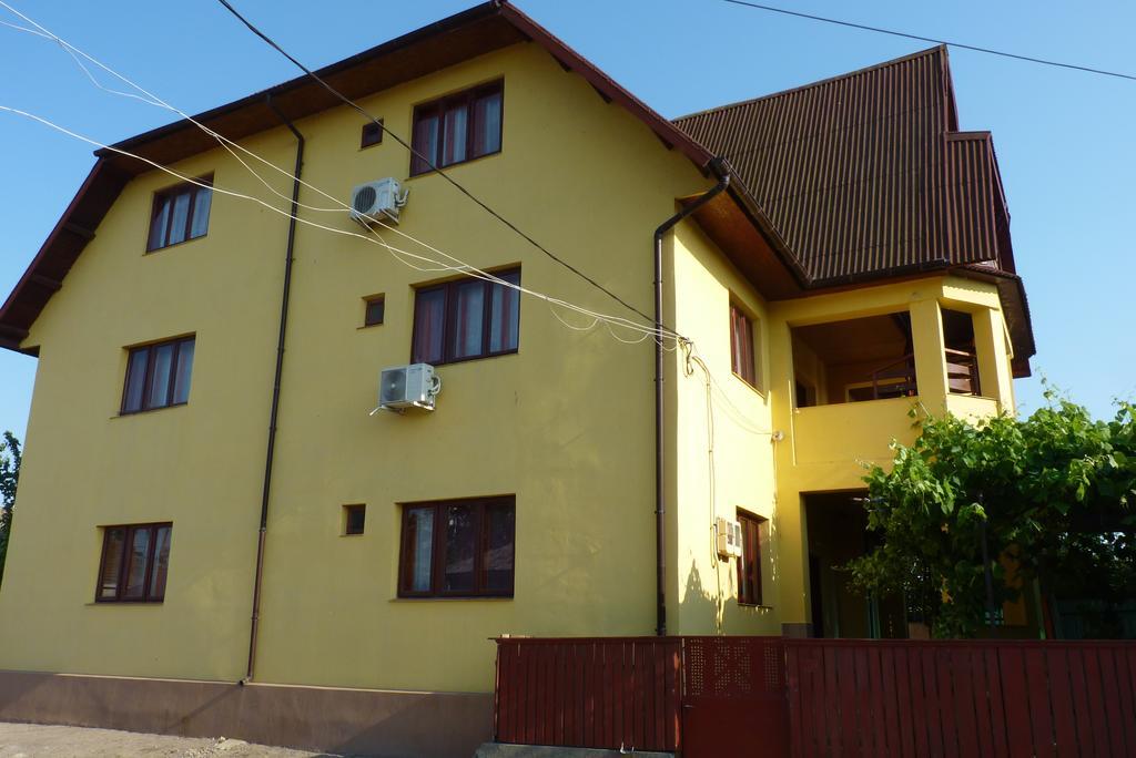 Casa Maxim Hotell Sulina Exteriör bild